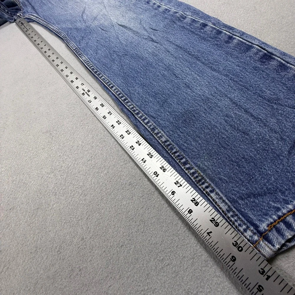 Levis Straight Leg Jeans Mens 35x32 Medium Wash Blue Denim Casual Pants